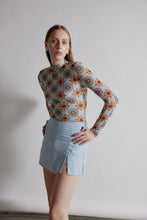 Load image into Gallery viewer, TWIZZLE TURTLENECK - FLORENCE